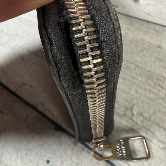 Louis Vuitton Long Wallet Zippy Vertical Ardoise Black Taiga - Picture 8 of 16